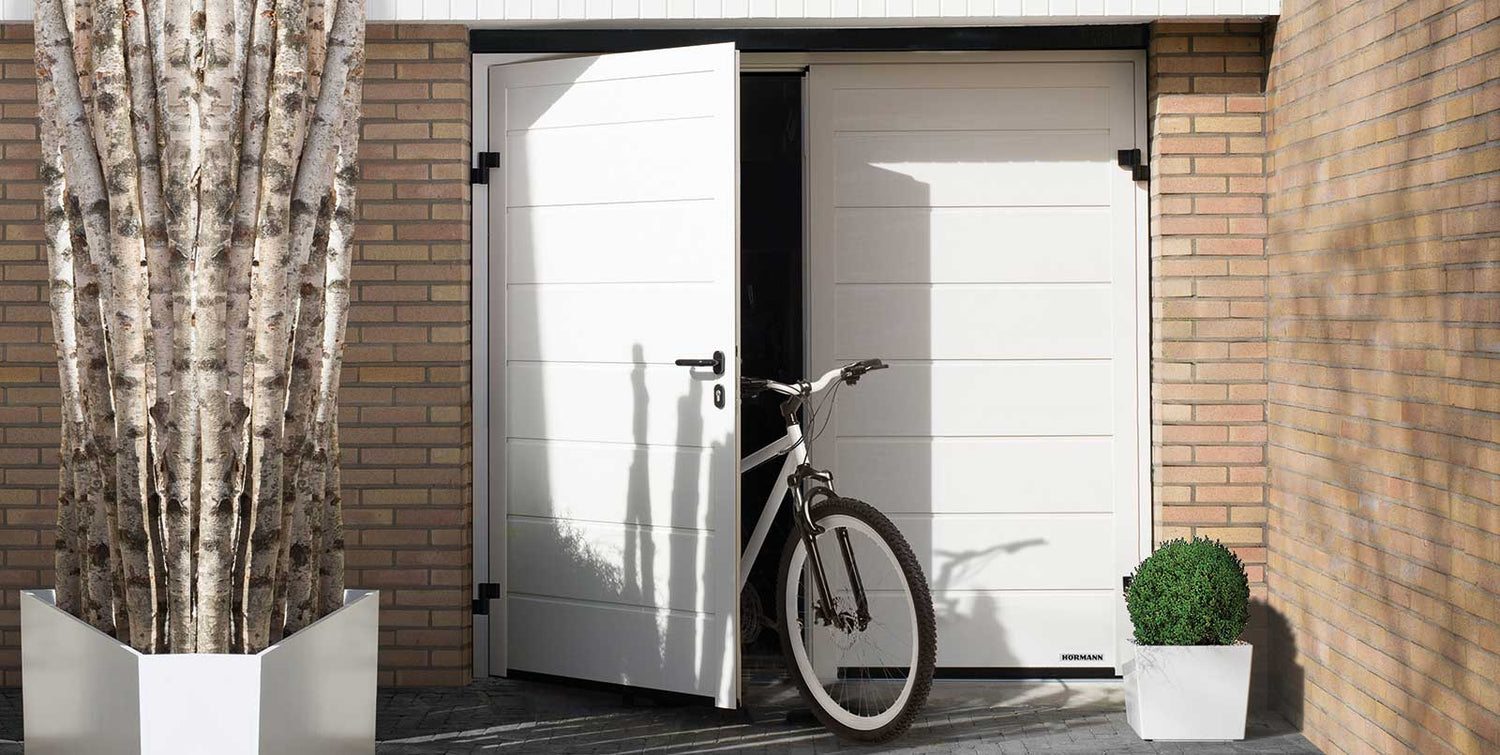 Deurbeslag voor garagedeuren: Waar moet je op letten?