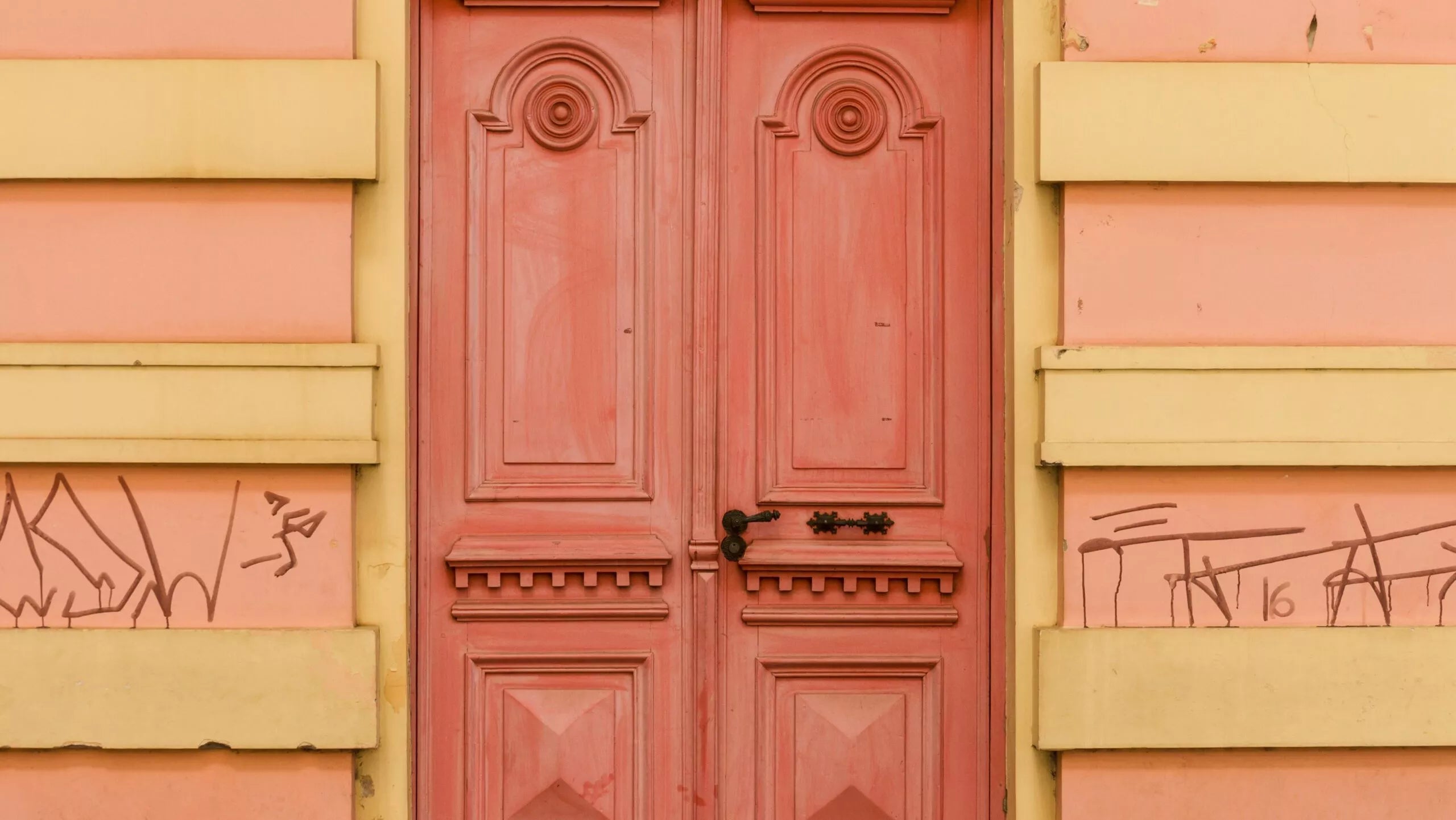 Isolatie van buitendeuren: Buitendeurbeslag in koude klimaten