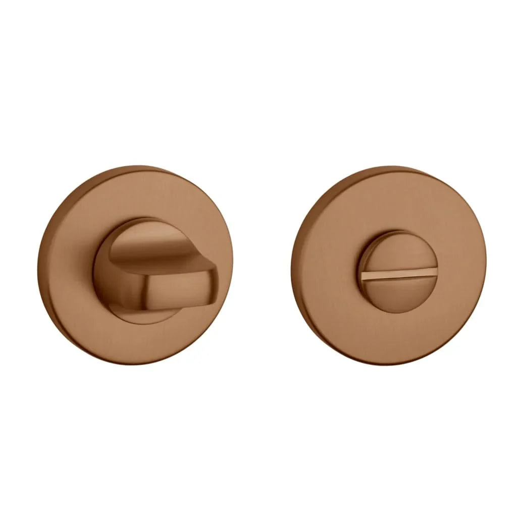 HDD Pro WC Garnituur Rond Retro 48 mm Plat Petana Rosa — koper toiletrozet retro design voor klassieke badkamerdeur in warm rood-bruin koper-tint voor moderne villa-renovatie en jaren-30 herenhuis.