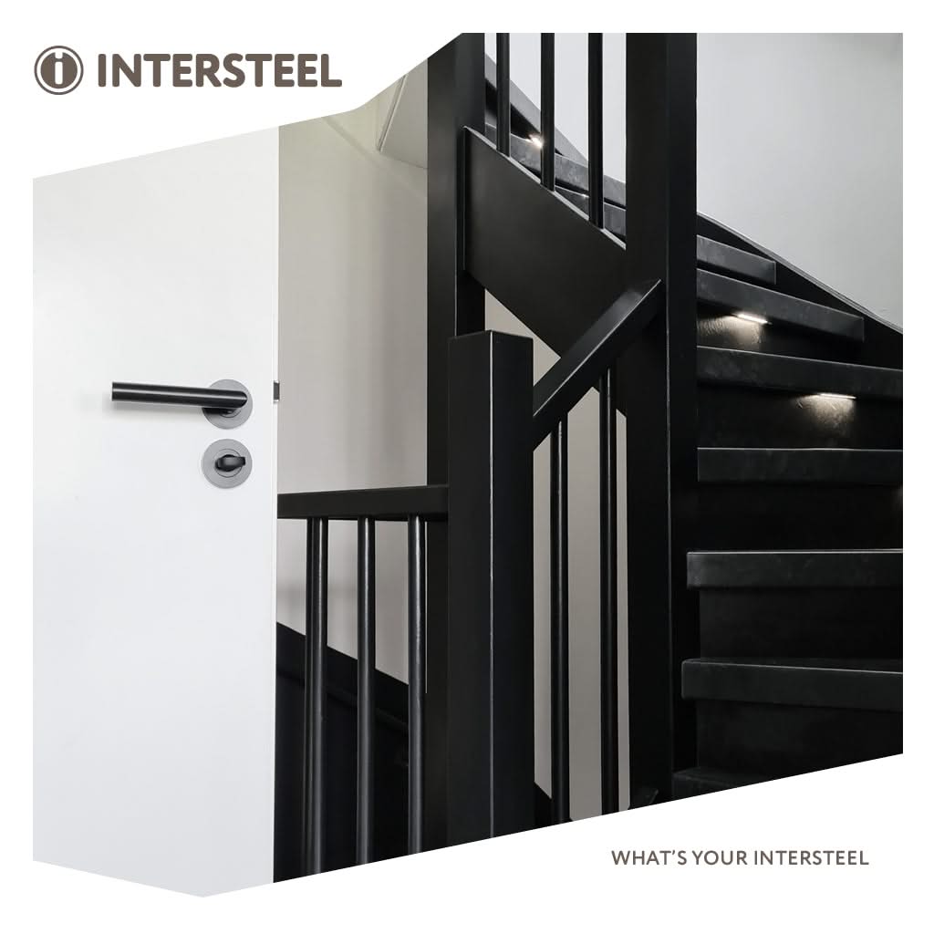 ART.NR.: 0023.347660 ROZET MET TOILET-/BADKAMERSLUITING 52X10MM MAT ZWART