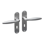 Intersteel Jupiter Basic deurkruk op ovaal schild met sleutelgat 56 mm, RVS geborsteld, vooraanzicht