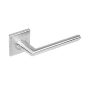 Intersteel deurkruk 1273 ovaal hoek 90° vierkant rozet RVS – vooraanzicht