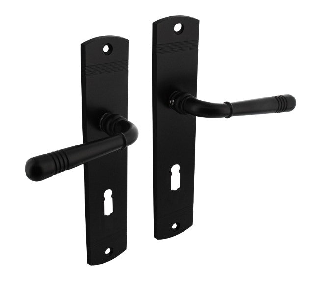Intersteel deurkruk Helena op schild SL72 mat zwart productfoto 1