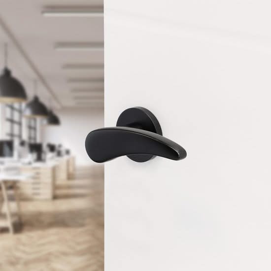 Impresso Deurkruk Philly Zwart op rond rozet - Deurbeslag-expert