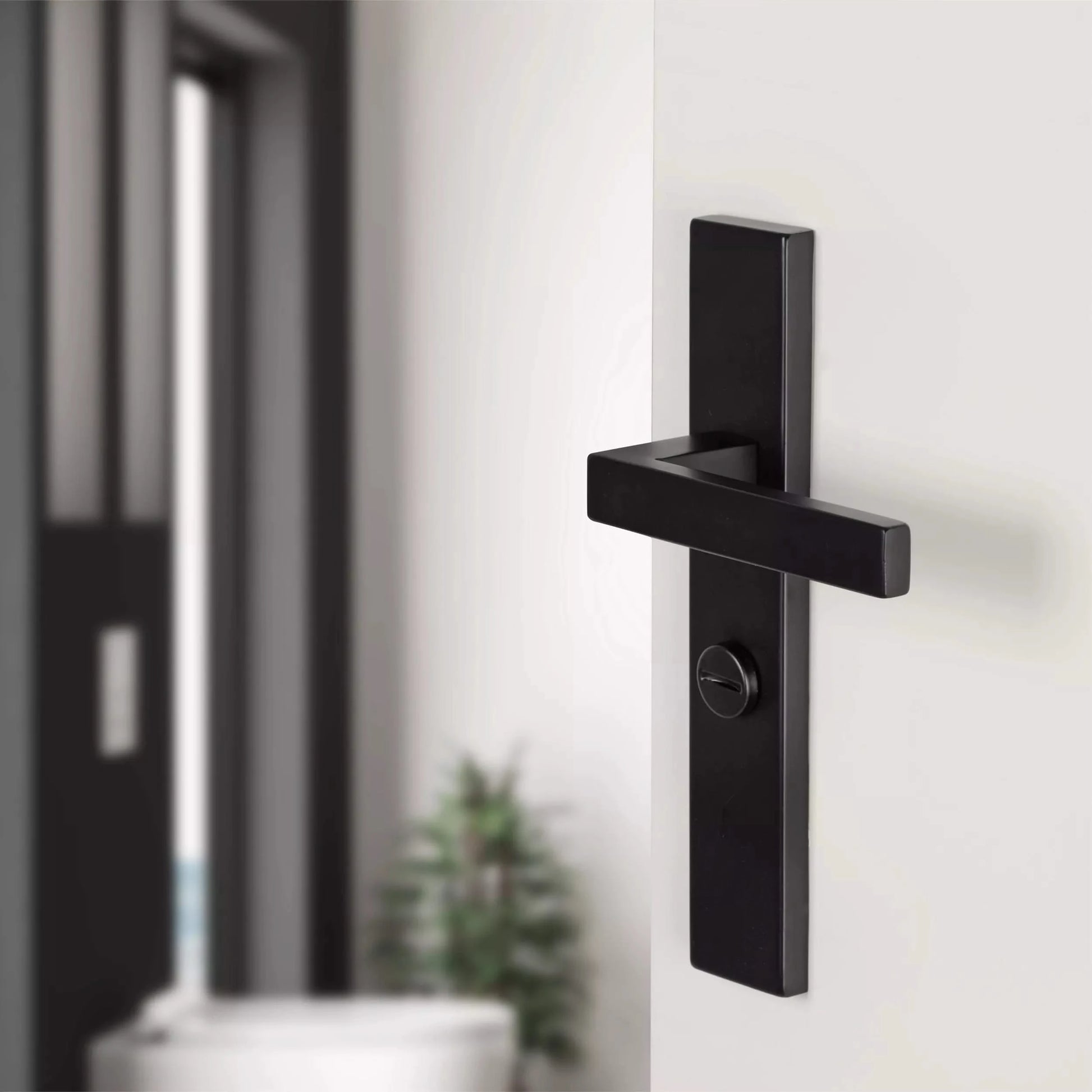 Differnz | Tilburg deurkruk | vierkant schild | WC 63 mm | zwart