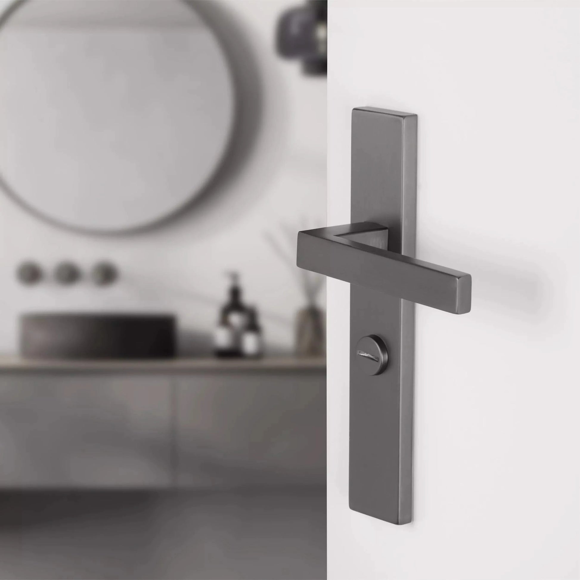 Differnz | Tilburg deurkruk | vierkant schild | WC 63 mm | gun metal