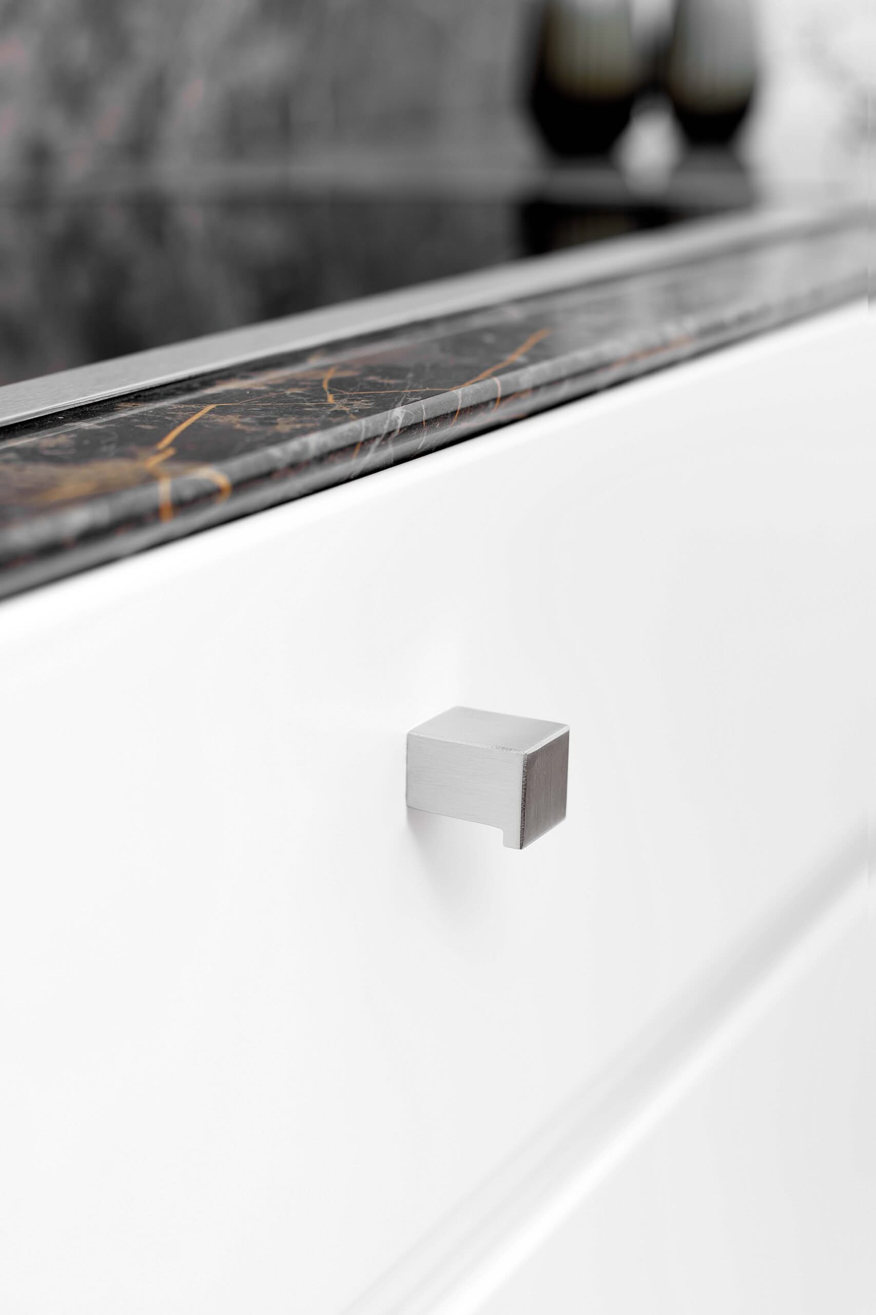 Byte 225230019 25 01 scaled