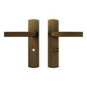 AXA Binnendeurbeslag Curve Klik kruk Blok Toilet 63-8 Brons - Deurkruk op schild - Deurbeslag-expert