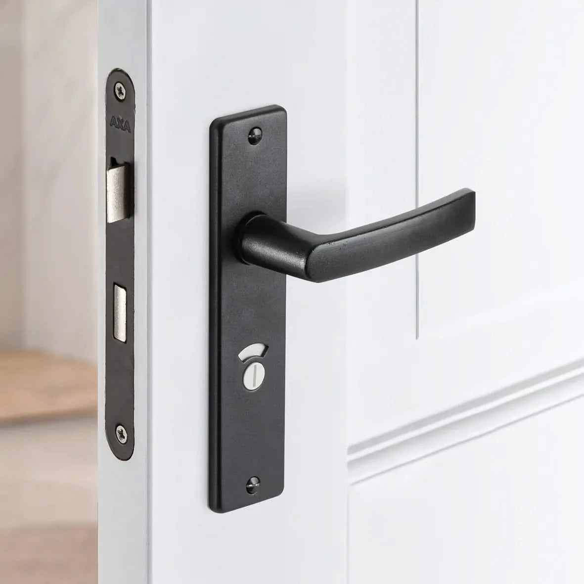 edge toilet zwart sfeerfoto