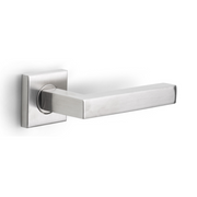 Formani | Deurkruk BASIC BSQ1-G op vierkant rozet | RVS mat