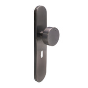 Griff Meister deurknop op ovaal schild 245x45x10mm - gunmetal - sleutelgat 56mm