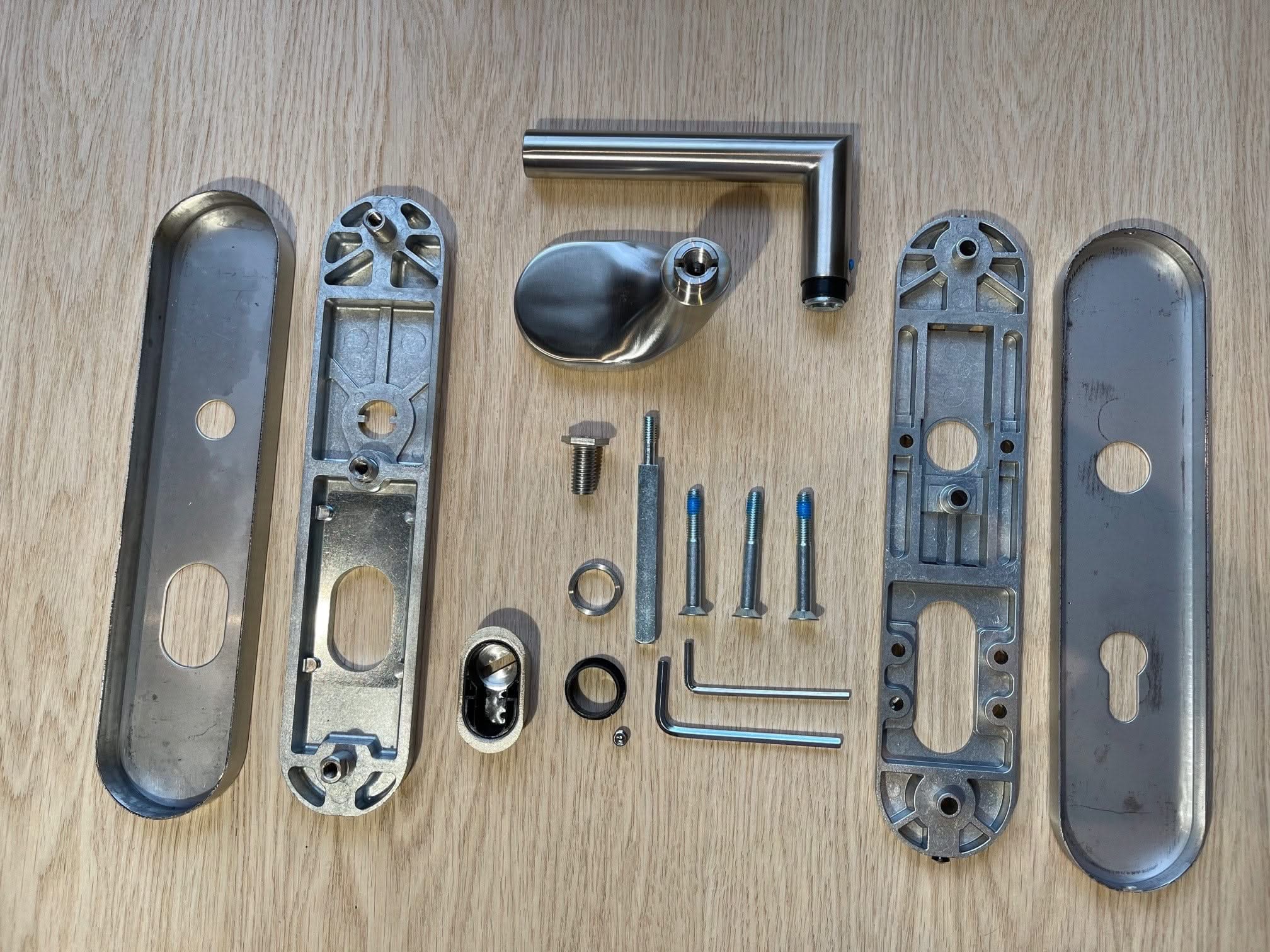 Hafi 203 voordeur achter