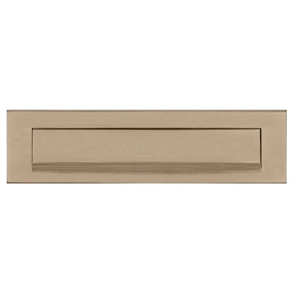 Formani | Complete Voordeurset | knop/kruk | Licht Brons BSQ2 | SKG3 - Deurbeslag-expert