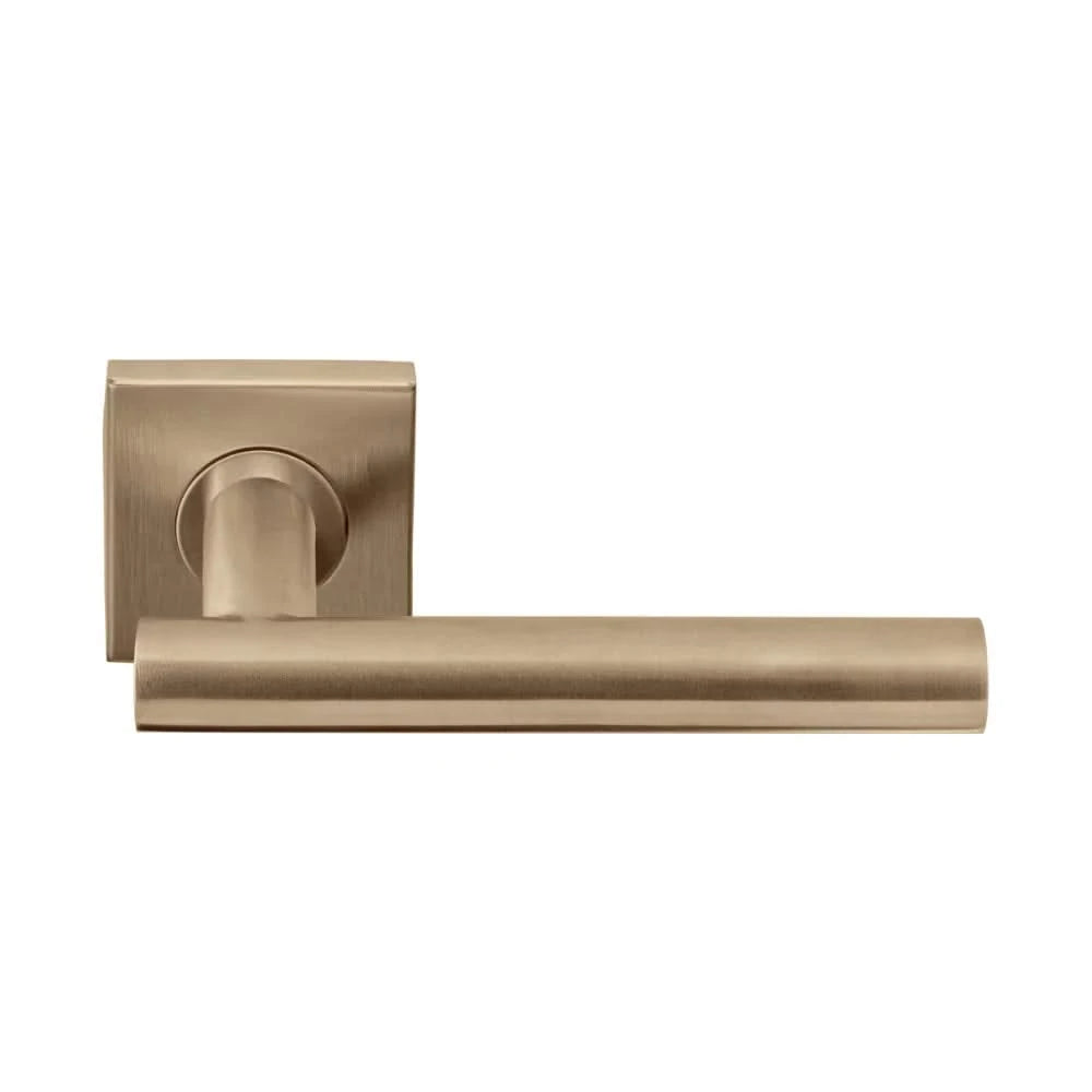 Deurkruk Portara | vierkant rozet | PVD Licht Brons