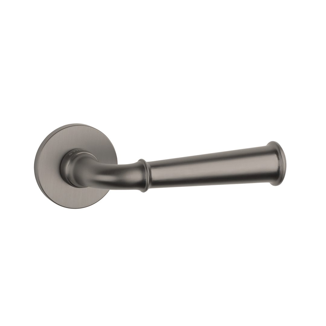STILE | Deurkruk Ibra | op rond rozet | Gunmetal - Deurbeslag-expert