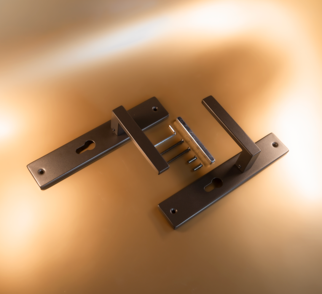 Griff Meister | Deurkruk Fortis | Brons | Op schild | PC55