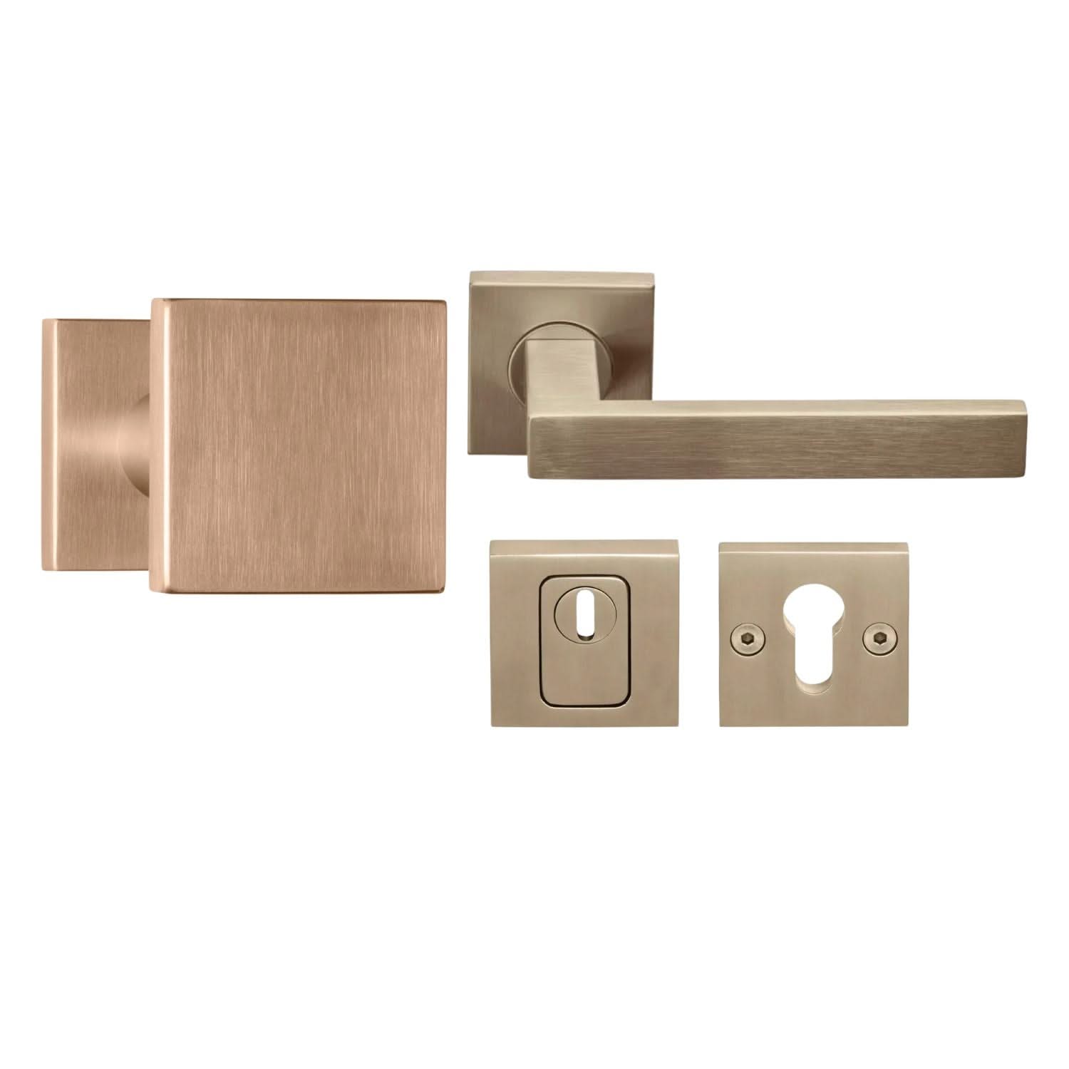 Formani | Voordeurset | knop/kruk | Licht Brons PVD BSQ | SKG3 - Deurbeslag-expert