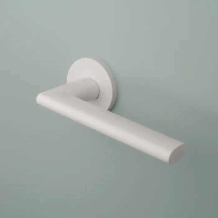 aprile kalmia r 7s white sfeer e1662444454490