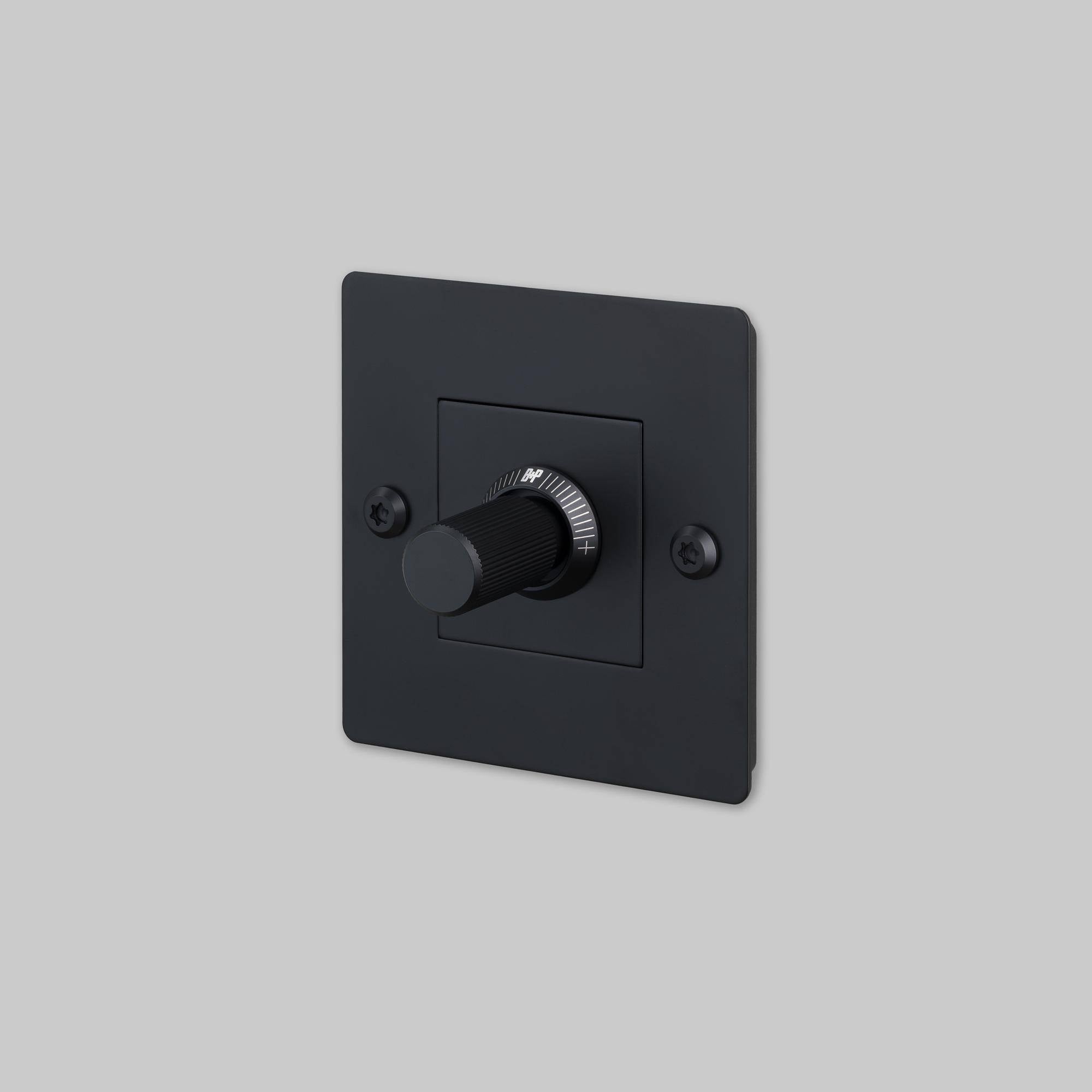 Buster + Punch | Dimmer Linear | Zwart