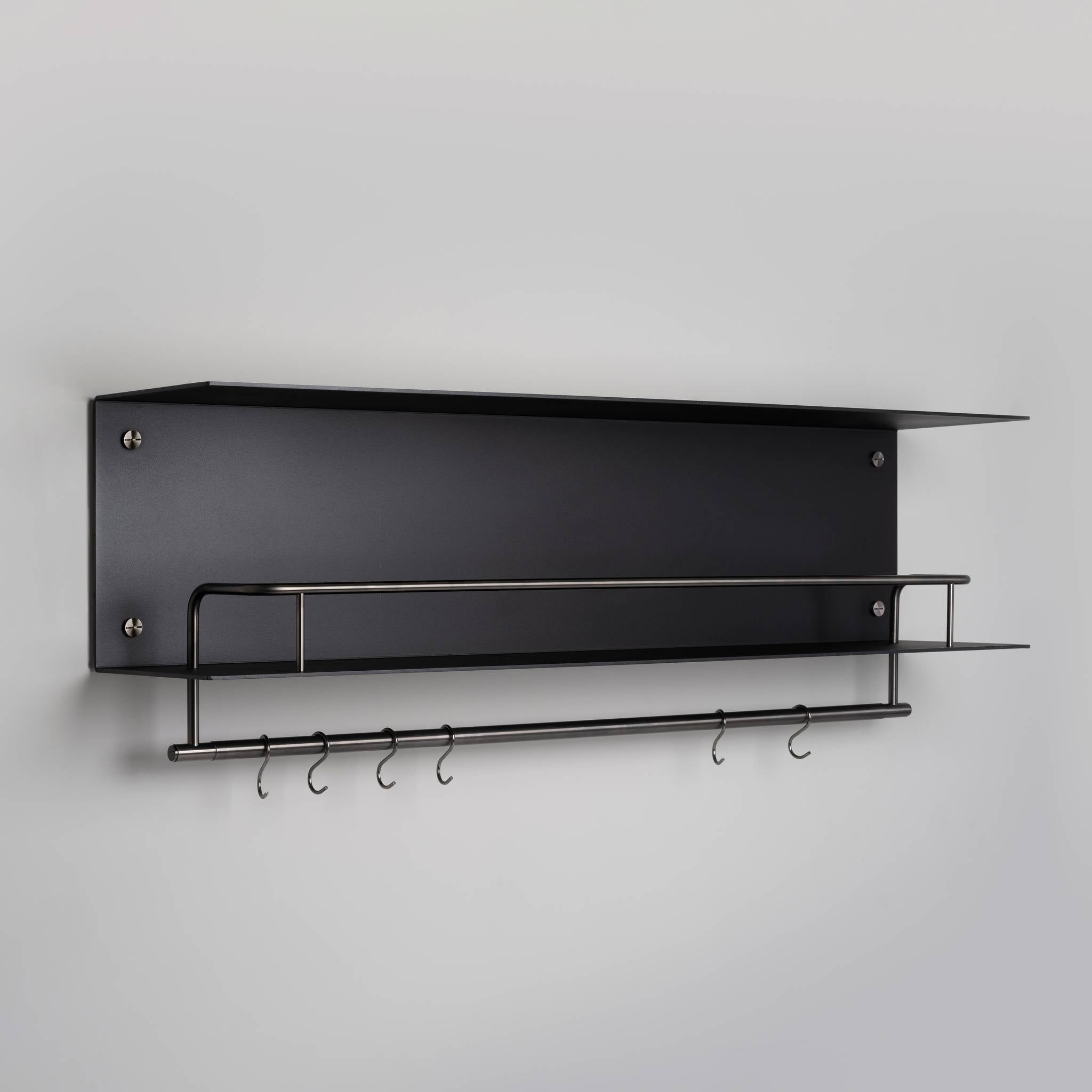buster + punch | wandplank kitchen shelf hanger | zwart