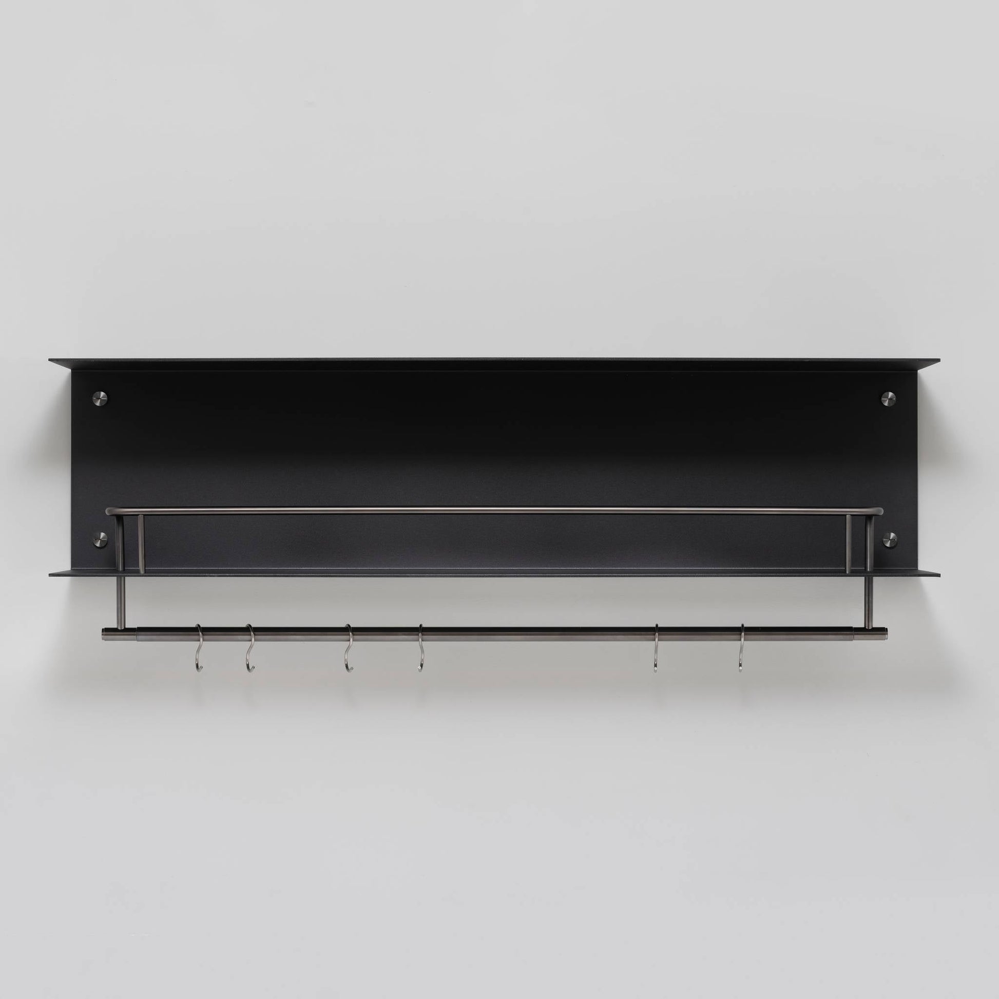 buster + punch | keukenplank hanger zwart | gun metal