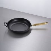 Buster + Punch | Koekenpan Cross Staub 28 cm | Goud