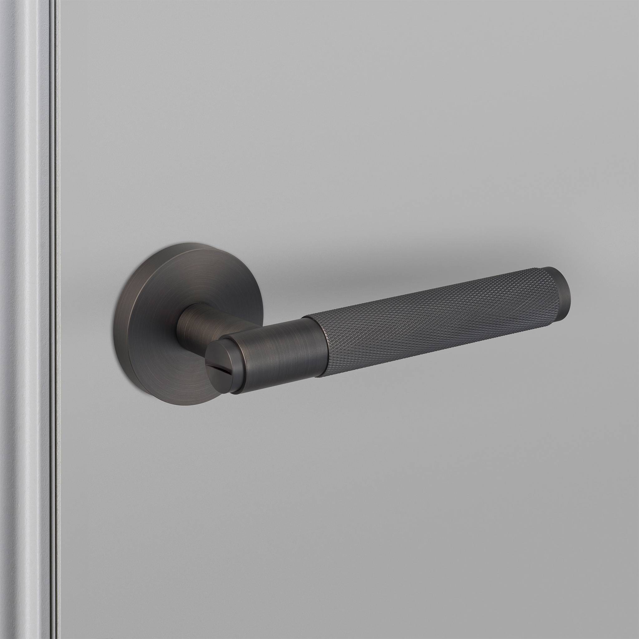 buster + punch cross | deurkruk op rozet (swe) | smoked bronze