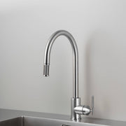 buster + punch | keukenkraan pull-out mixer linear | steel