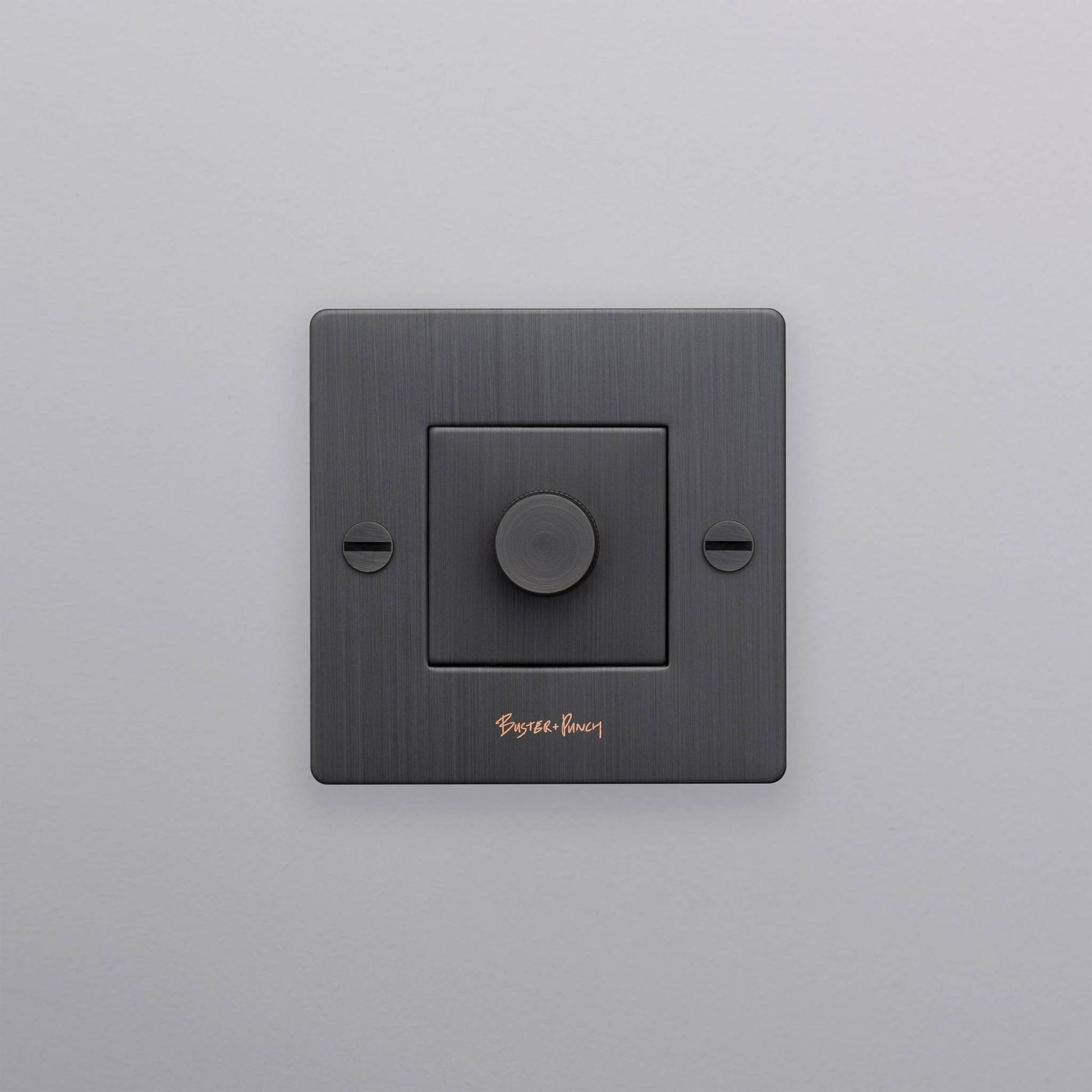 Buster + Punch | Dimmer Cross met logo | Brons