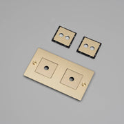 buster + punch | afdekplaat 2-voudig horizontaal | met infills, zonder logo