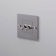 buster + punch | lichtschakelaar 1-voudig dubbele tuimelschakelaar (met logo) | steel