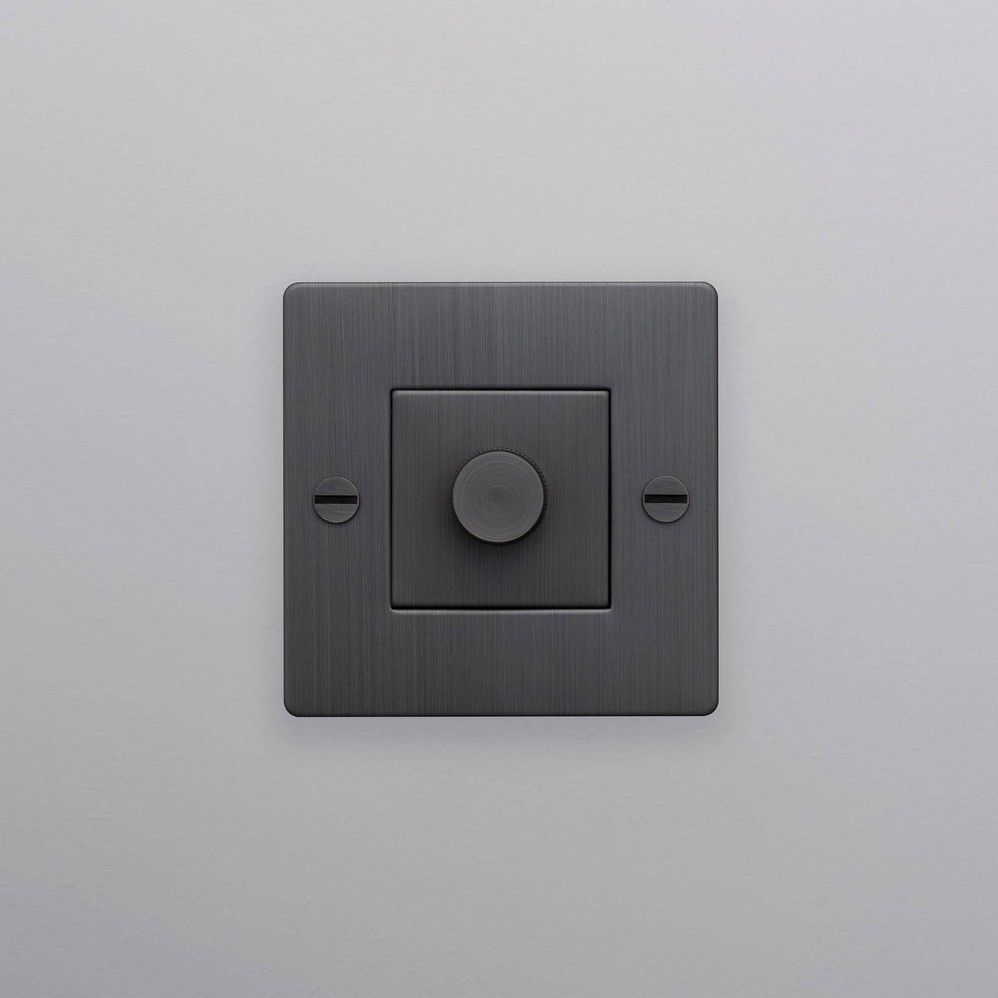 Buster + Punch | Dimmer Cross | Brons