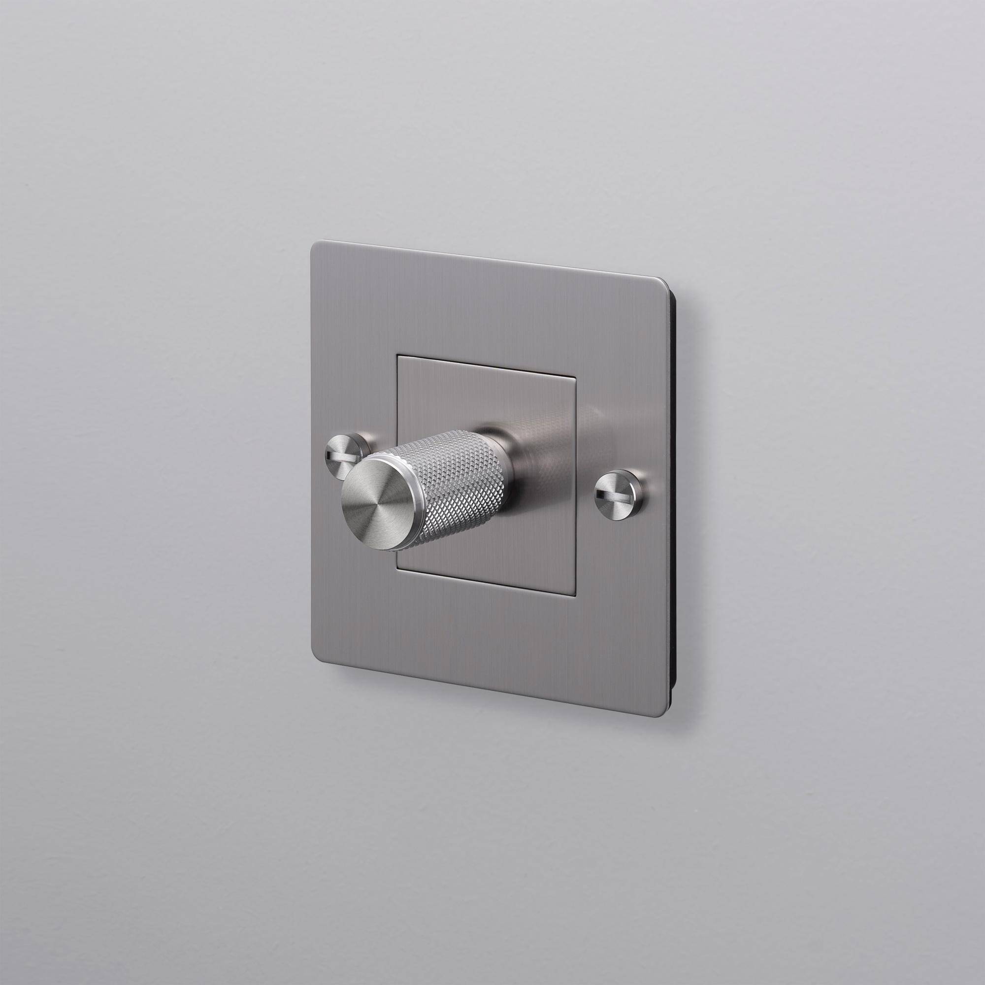 Buster + Punch | Dimmer Cross | Zilver
