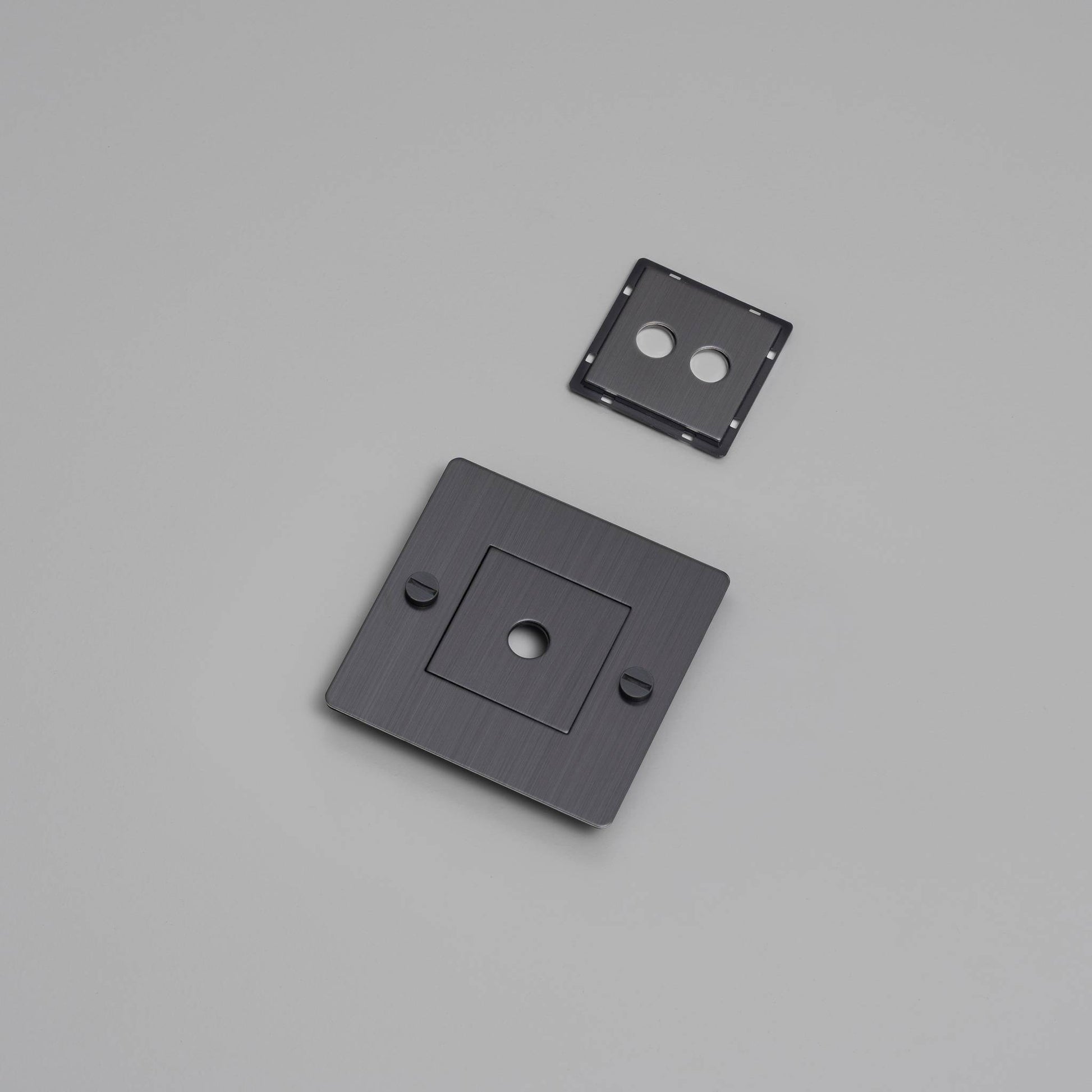 buster + punch | afdekplaat 1-voudig horizontaal | met infills, zonder logo