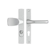 AXA | Veiligheidsbeslag Premium smal kruk Wing+Flow PC72 anti-kerntrek | Aluminium naturel