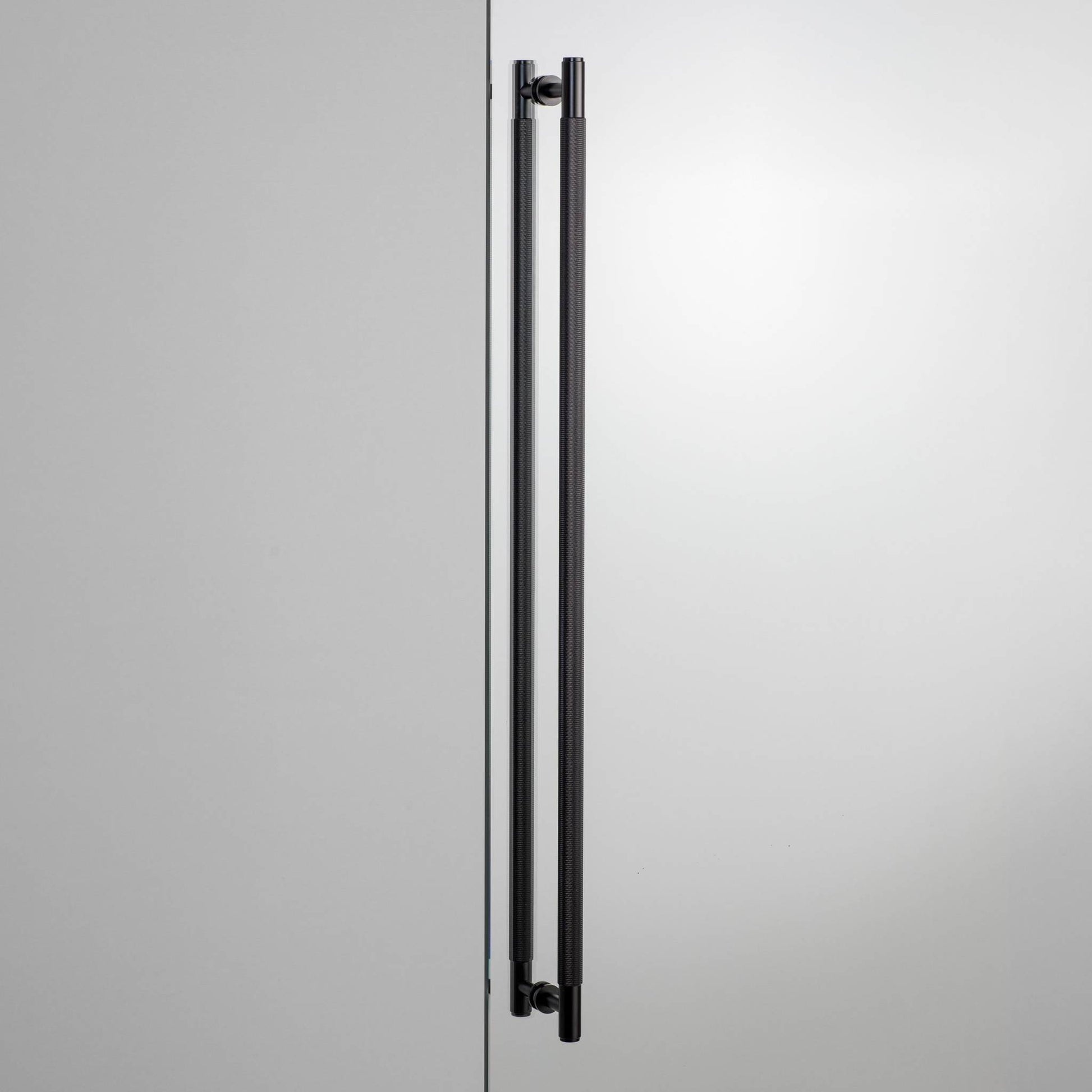 buster + punch cross | kastgreep dubbelzijdig | black