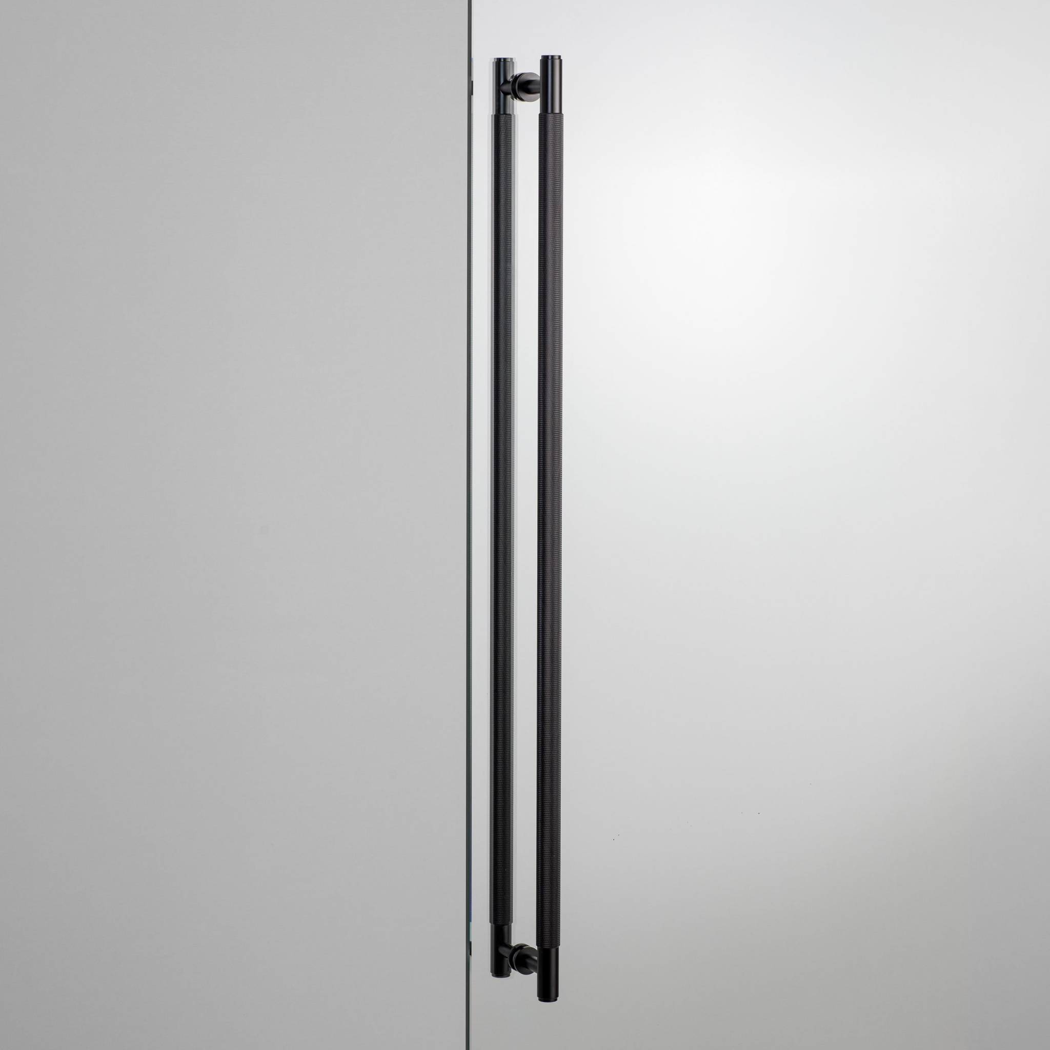 buster + punch cross | kastgreep dubbelzijdig | black