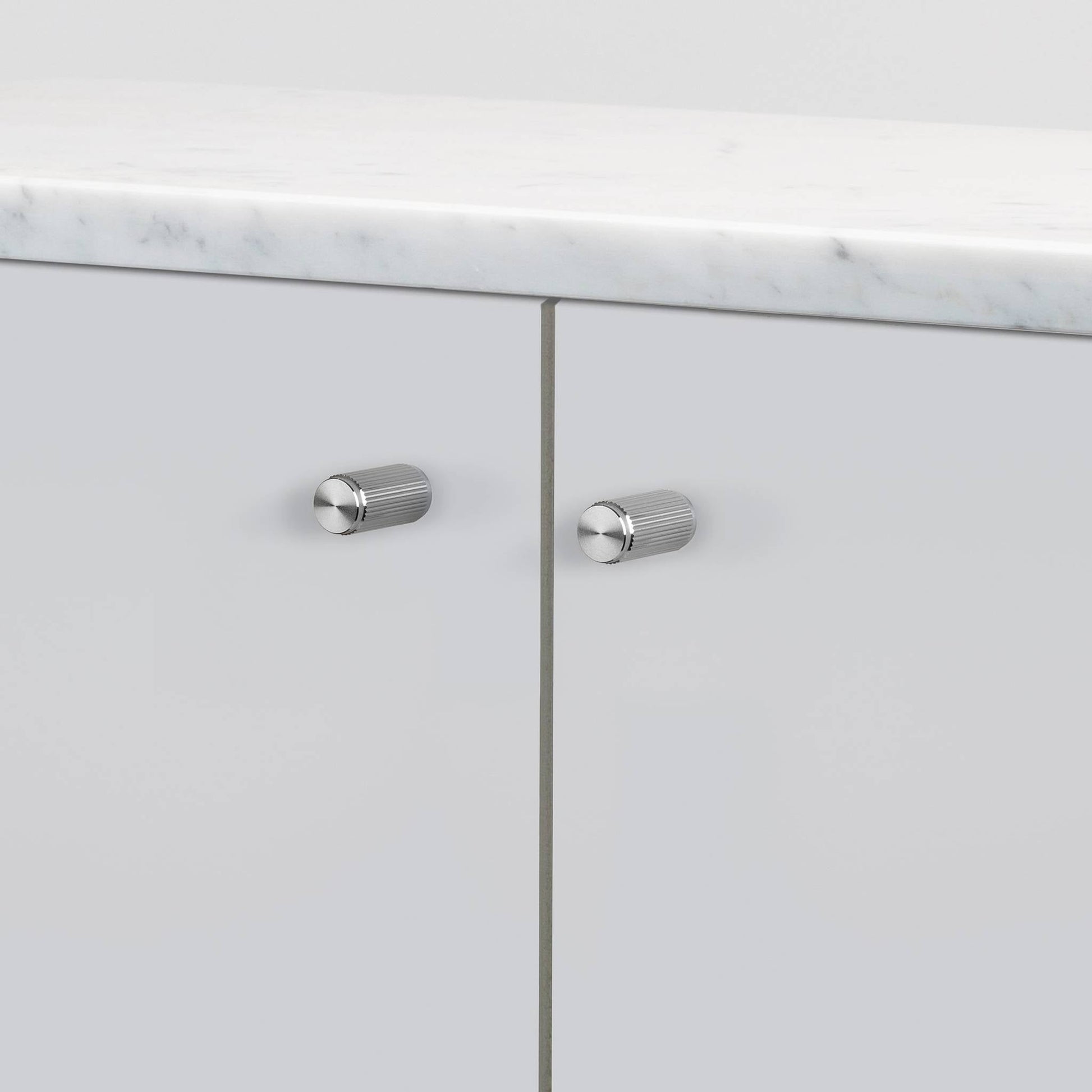 buster + punch linear | meubelknop | steel