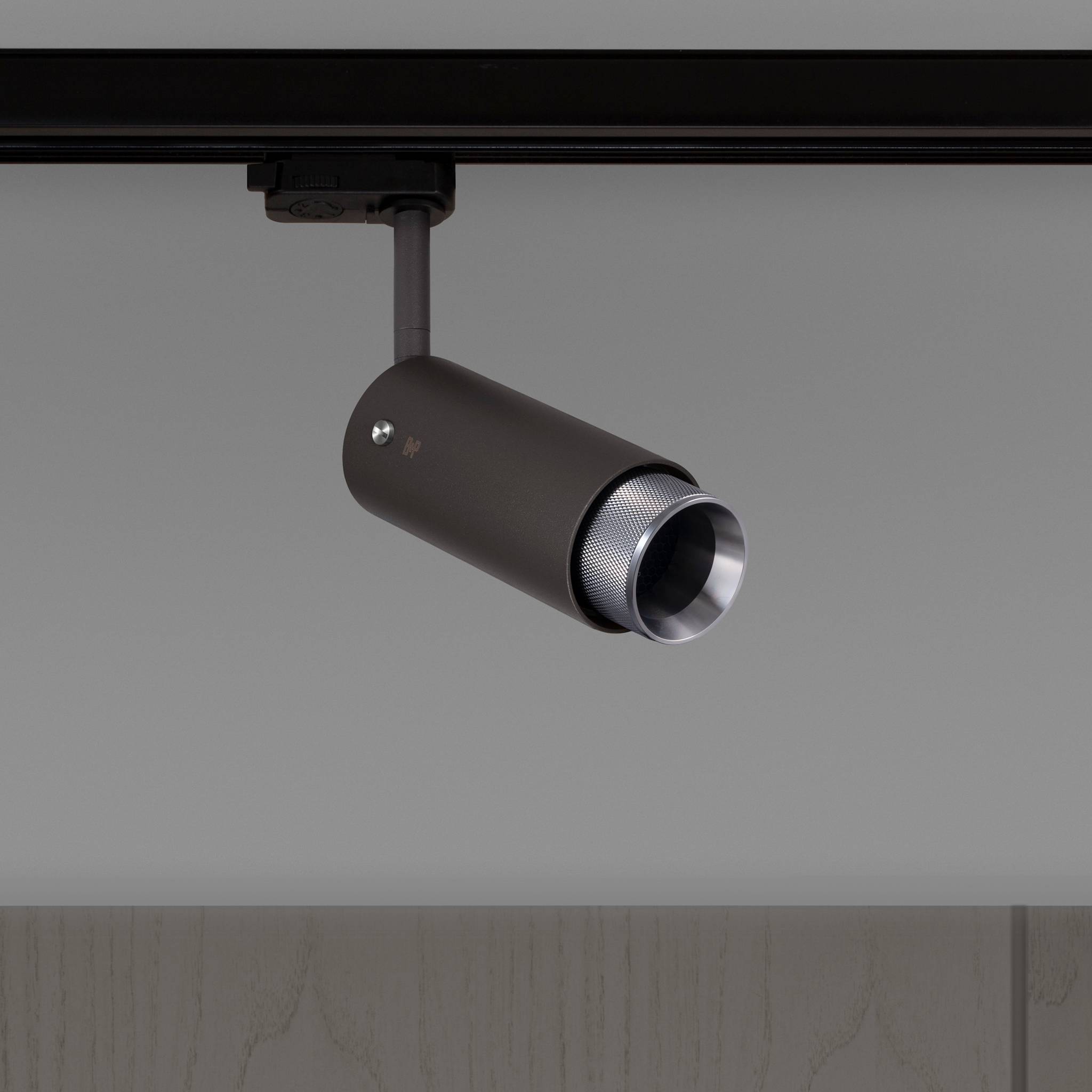 Buster + Punch Exhaust Graphite | Track Cross | Steel - zijaanzicht