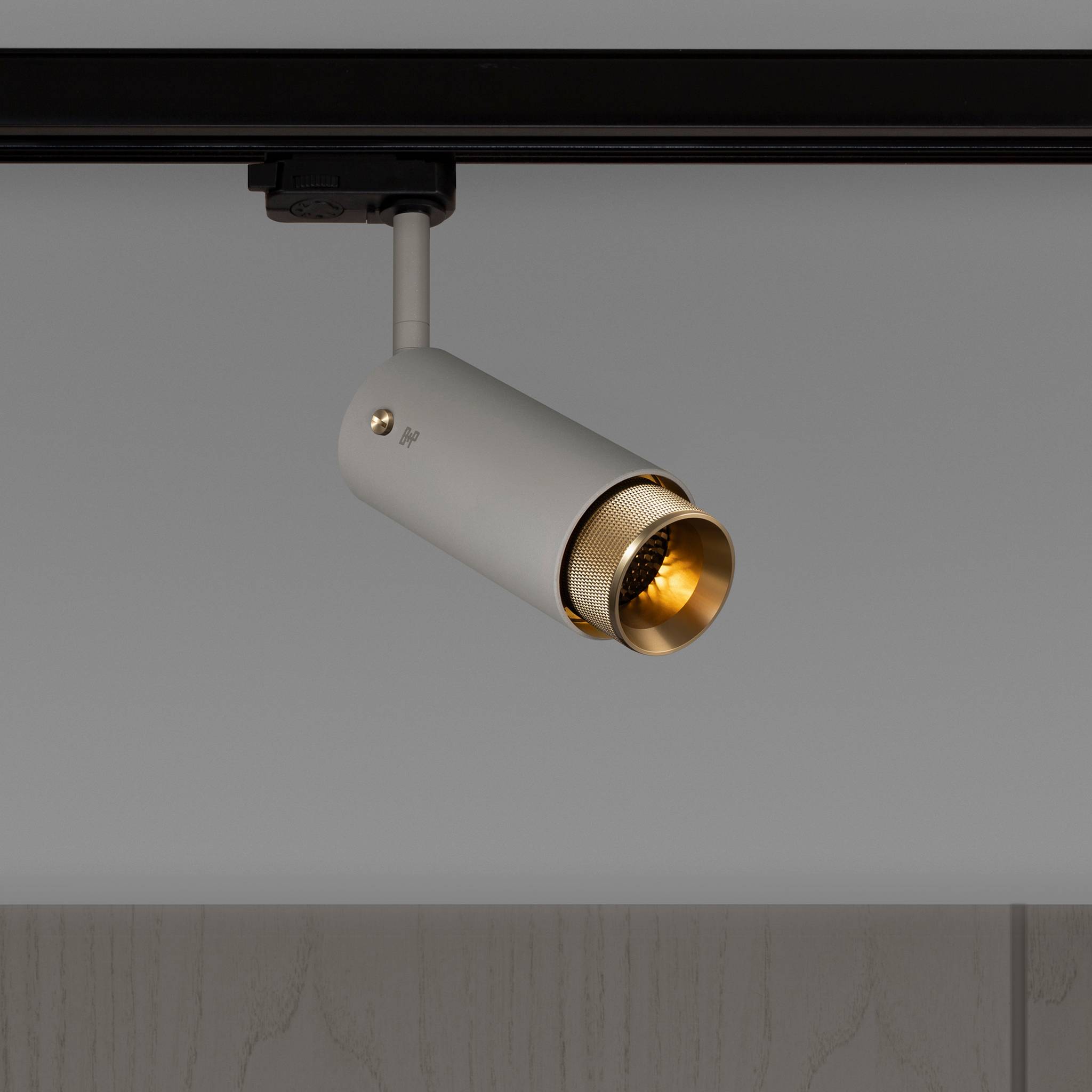Buster + Punch Exhaust Stone | Track Cross | Goud