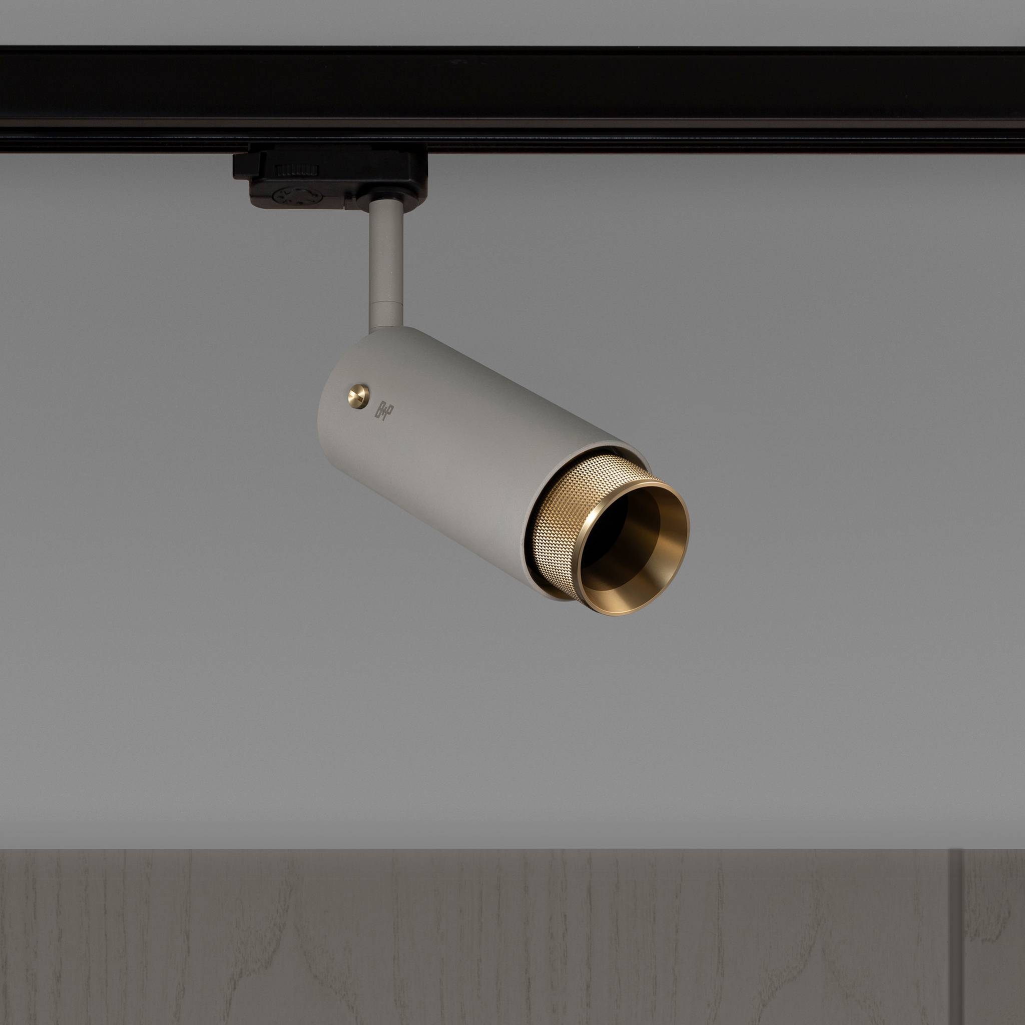 Buster + Punch Exhaust Stone | Track Cross | Goud - zijaanzicht