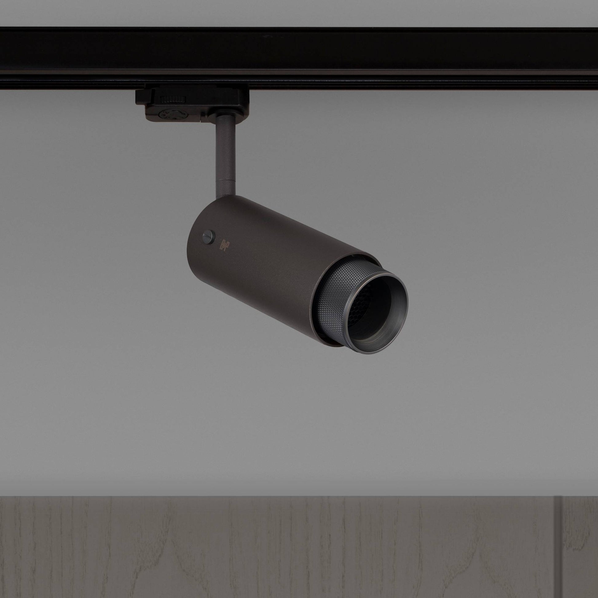 Buster + Punch Exhaust Graphite | Track Cross | Smoked Bronze - zijaanzicht
