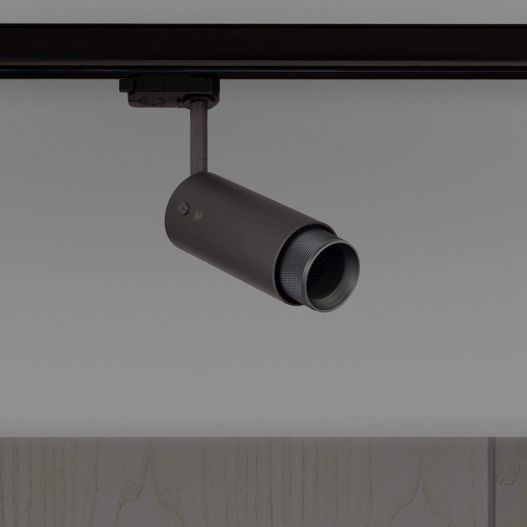 Buster + Punch Exhaust Graphite | Track Cross | Smoked Bronze - zijaanzicht