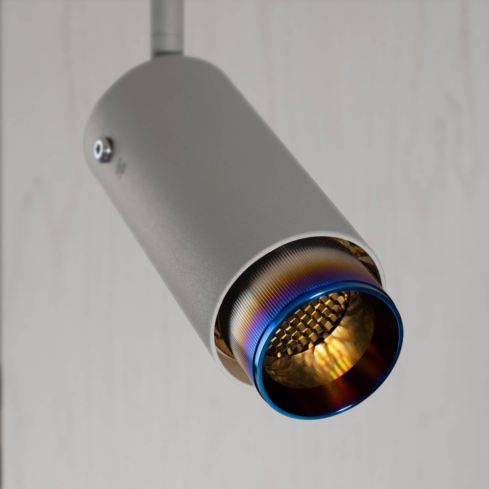 Buster + Punch Exhaust Stone | Track Linear | Burnt Steel - zijaanzicht