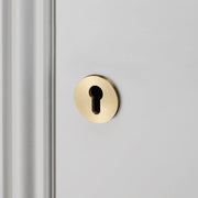 buster + punch | cilinderrozet | goud