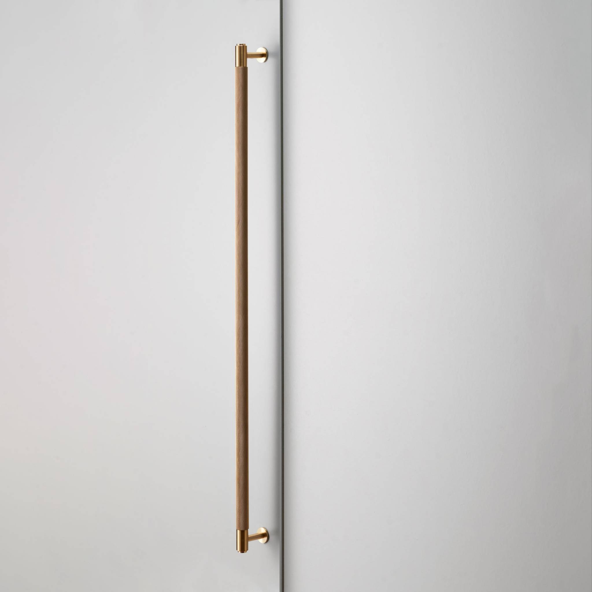 buster + punch cross | kastgreep | goud