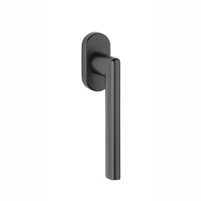 KALMIA O BLACK